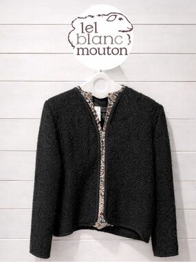 Traditional Black Wool Jacket – Le Blanc Mouton (Size M)